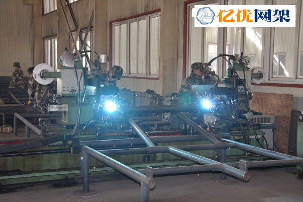 扎兰屯螺栓球网架加工车间